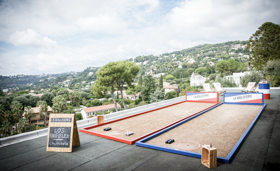 HOW TO PLAY PETANQUE EVERYWHERE, AT ANY ANYTIME AND ON ALL