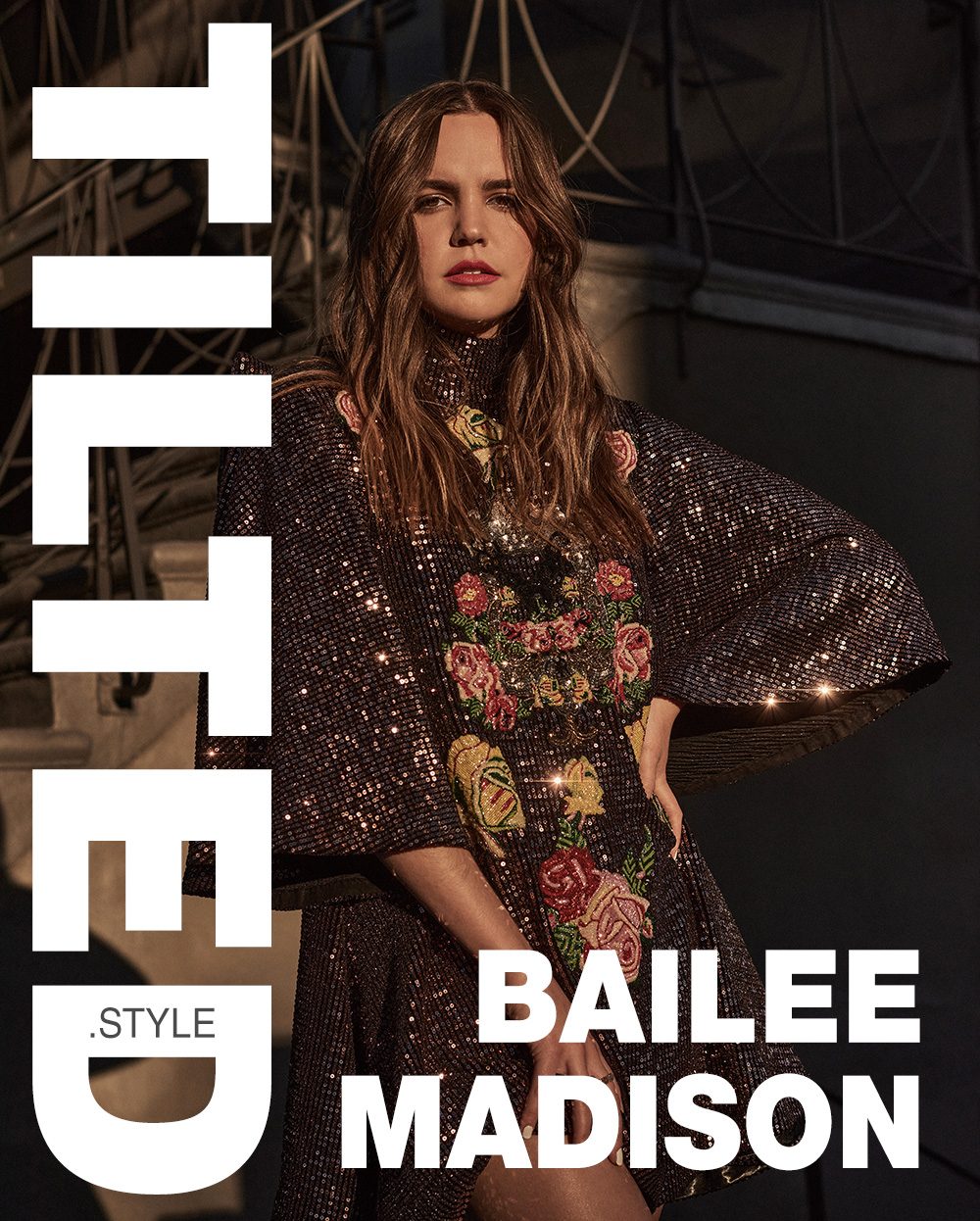 Bailee Madison – Tilted .Style